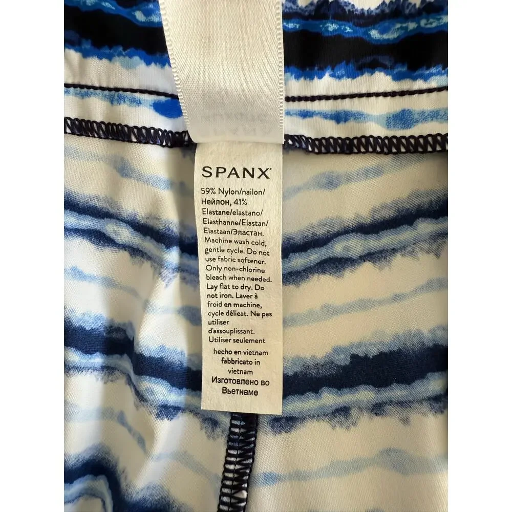 SPANX Sunshine Shorts, Size XL, Navy/White Stripe